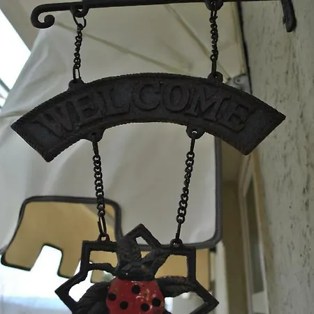 Casa Di Nonna Ina Apartment *